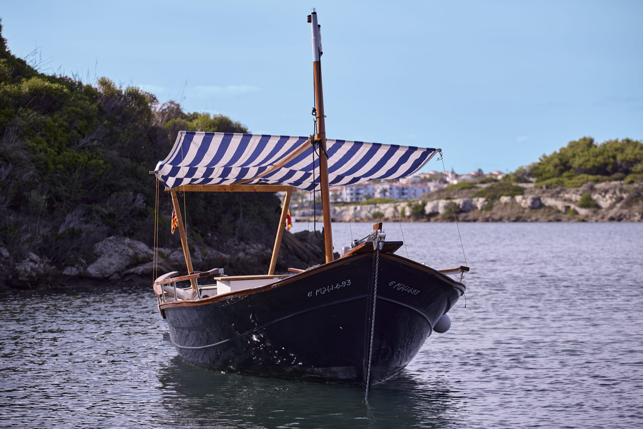 Excursión en llaut por las calas de Menorca - Olives Ocean